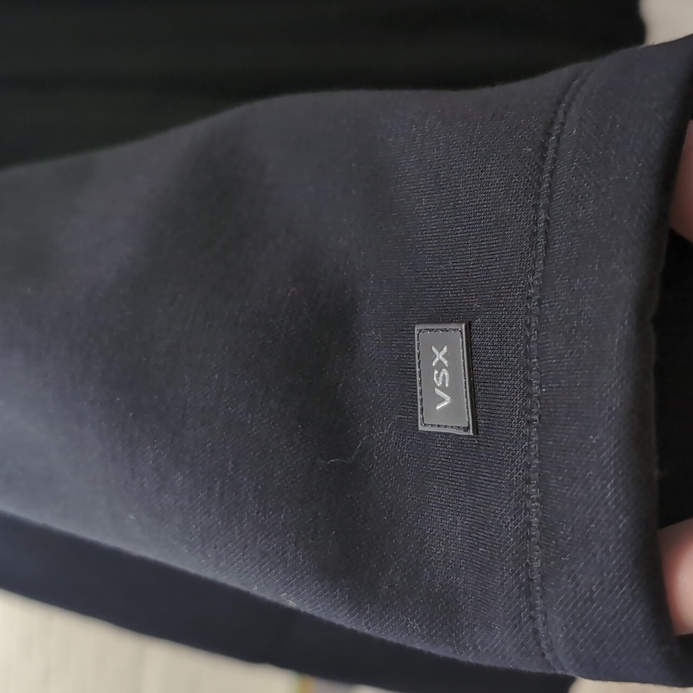 Crewneck - Picture 6 of 6
